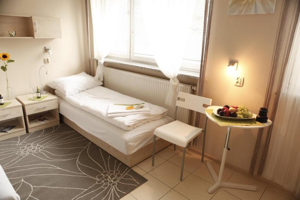 Standard Delegacyjny Bed & Breakfast Dabrowa Gornicza Exterior photo