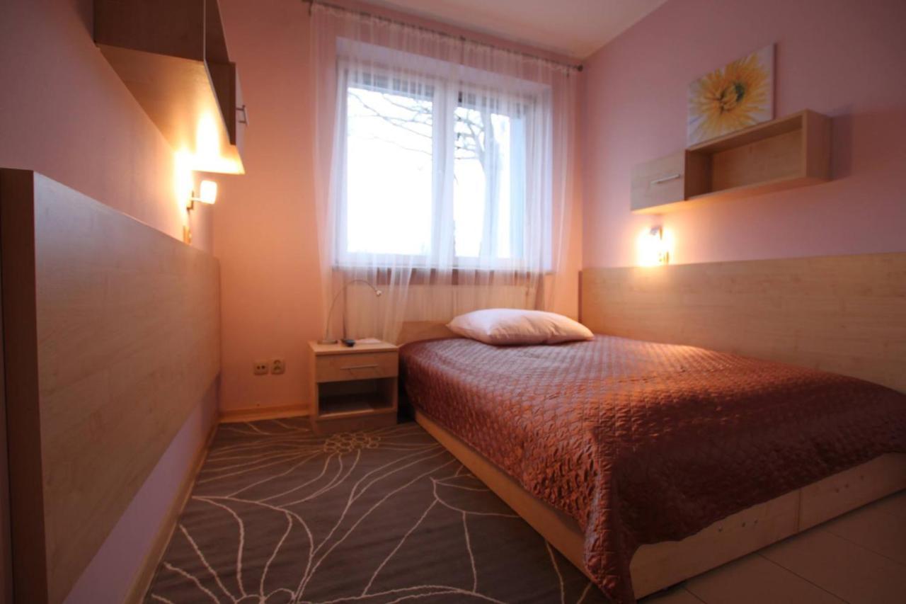 Standard Delegacyjny Bed & Breakfast Dabrowa Gornicza Exterior photo